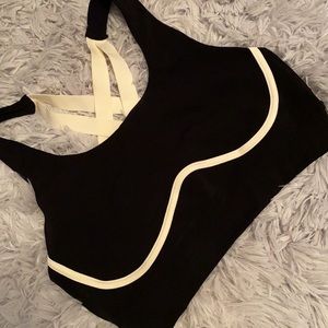 Fabletics top
